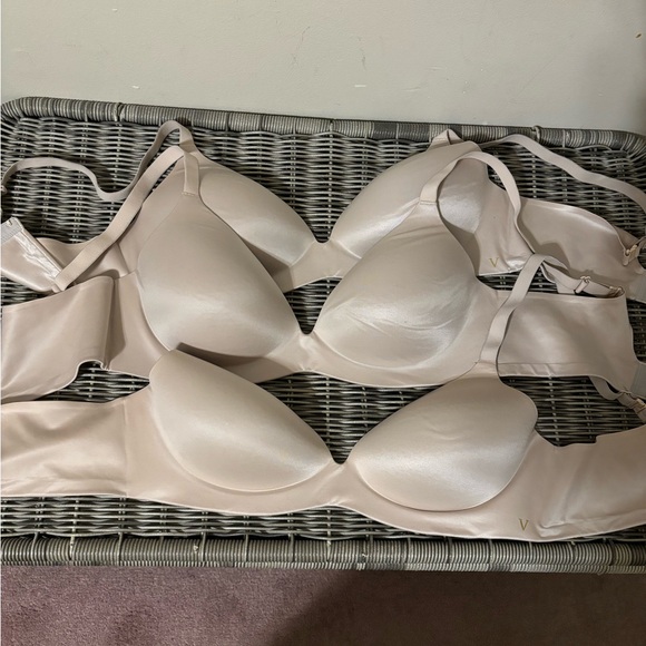 Victoria's Secret Other - Victoria secret beige nude infinity wireless gel bras quantity 3 new